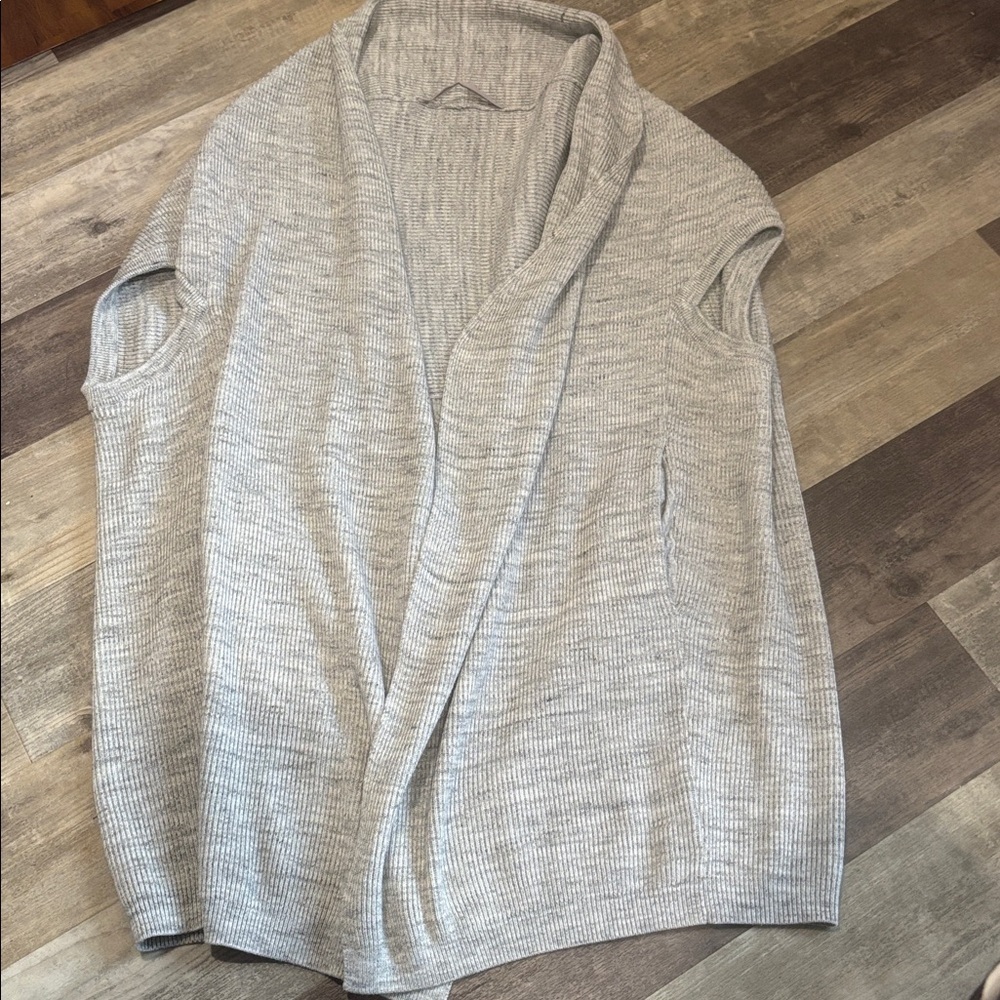 Women's Athleta Super Oversized Sweater Vest  Sz xxs